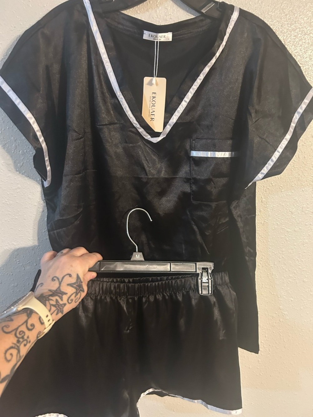 Ekouaer Women's Black Satin Short Pajama Set with White Trim Top -L Bottom-M NWT